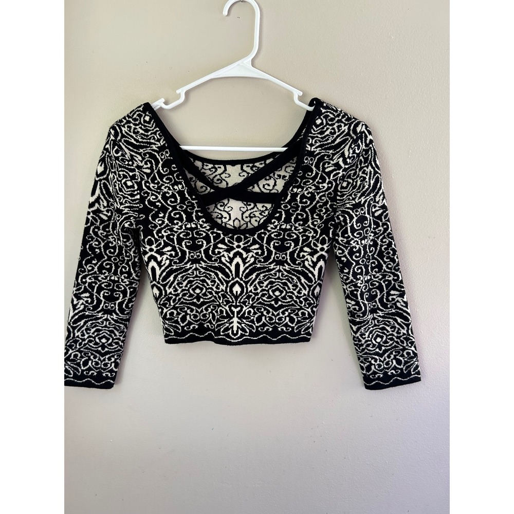 Black & White Patterned Long Sleeve Knit Cropped Top - XS Whimsigoth IndieSleeze - Picture 6 of 6